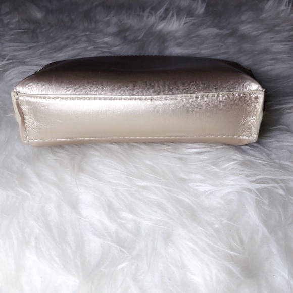 cle de peau cosmetic bag case makeup organizer - Picture 3 of 6